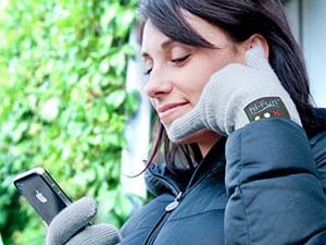Bluetooth Phone Handset Gloves | Million Dollar Gift Ideas