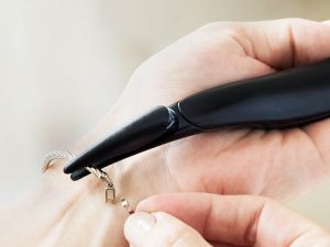 Bracelet Clasp Helper Tool | Million Dollar Gift Ideas