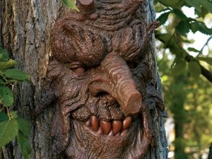 Devilish Tree Face | Million Dollar Gift Ideas