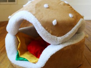 Hamburger Pet Bed | Million Dollar Gift Ideas