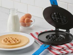 Pancake Amp Waffle Hybrid Maker 1