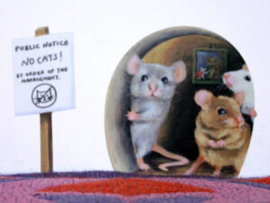 Scaredy Mice Mousehole Wall Sticker 1