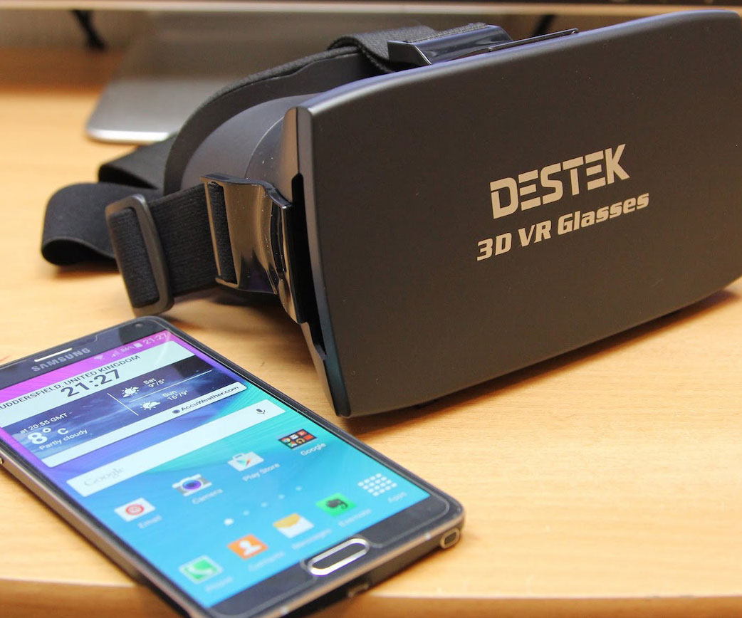 Smartphone Virtual Reality Headset